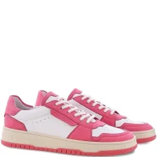 Кожаные кроссовки