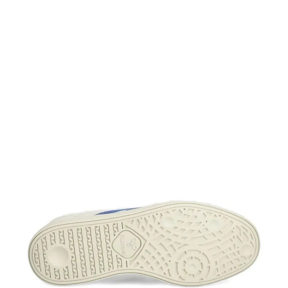 Кроссовки с узором шеврон