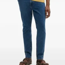 Джинсы с нашивкой-логотипом