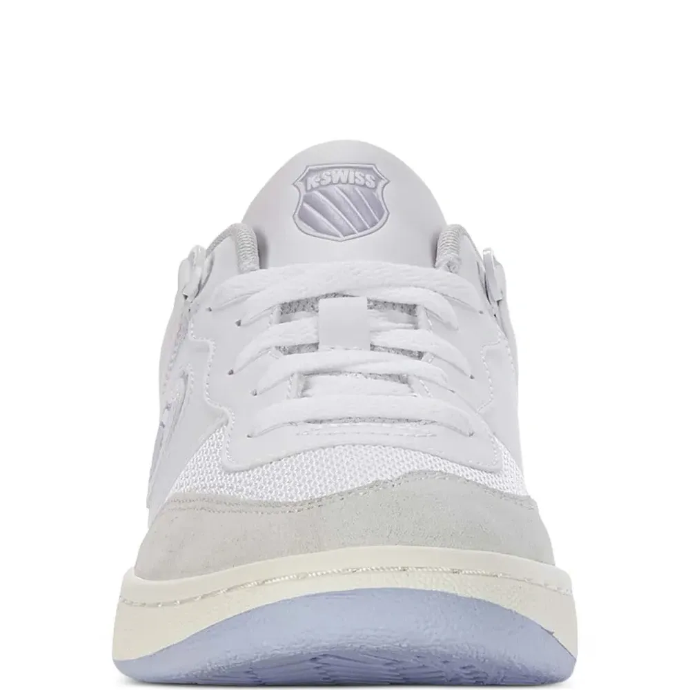 Кроссовки с сетчатыми вставками