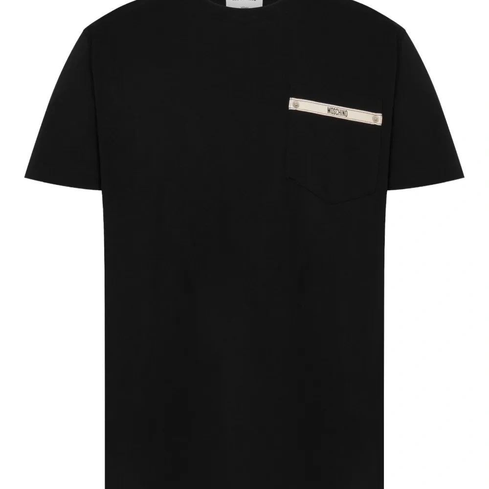 футболка с карманом