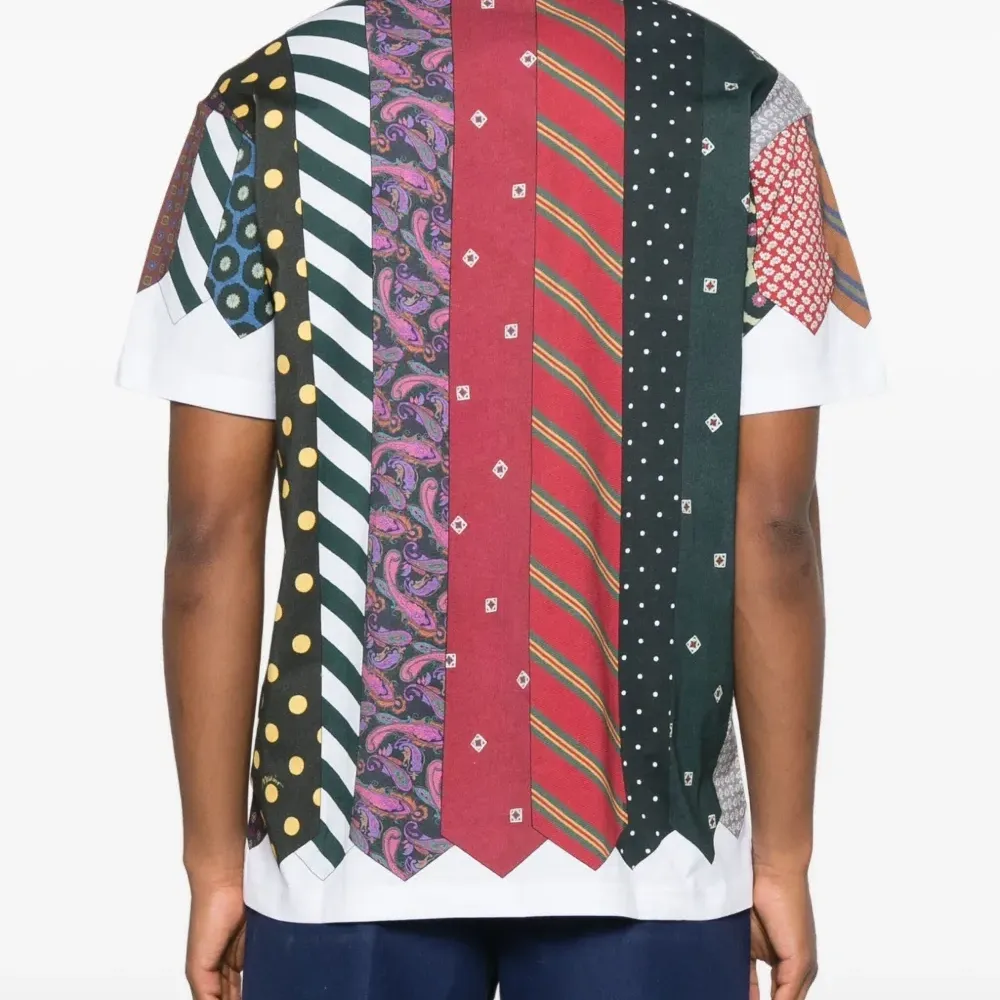 футболка в технике пэчворк с принтом