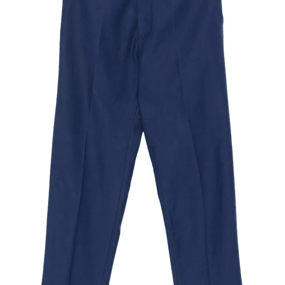 брюки с карманами