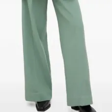 Брюки прямого кроя