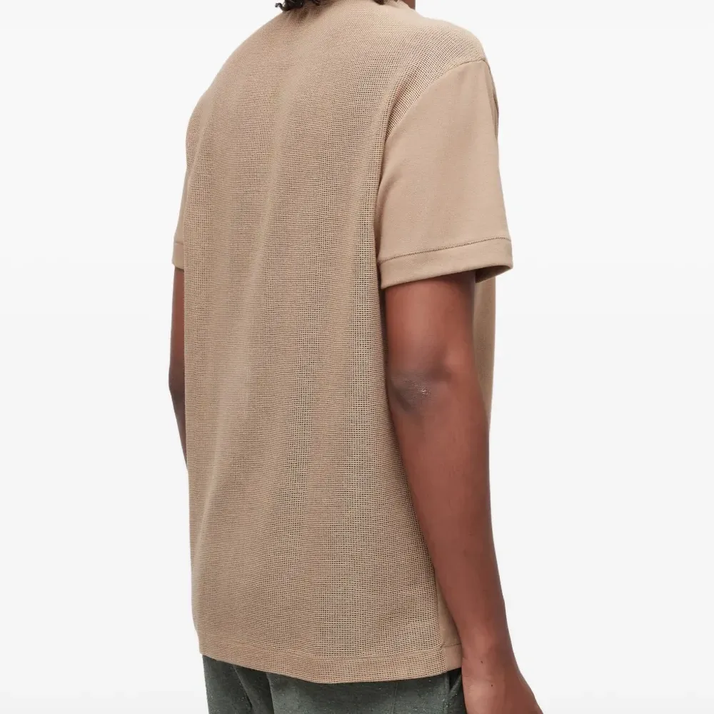 Футболка с круглым вырезом Футболка с круглым вырезом