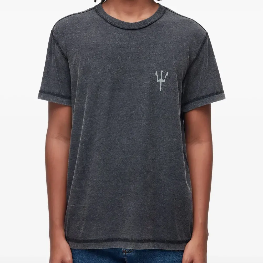 Футболка с круглым вырезом