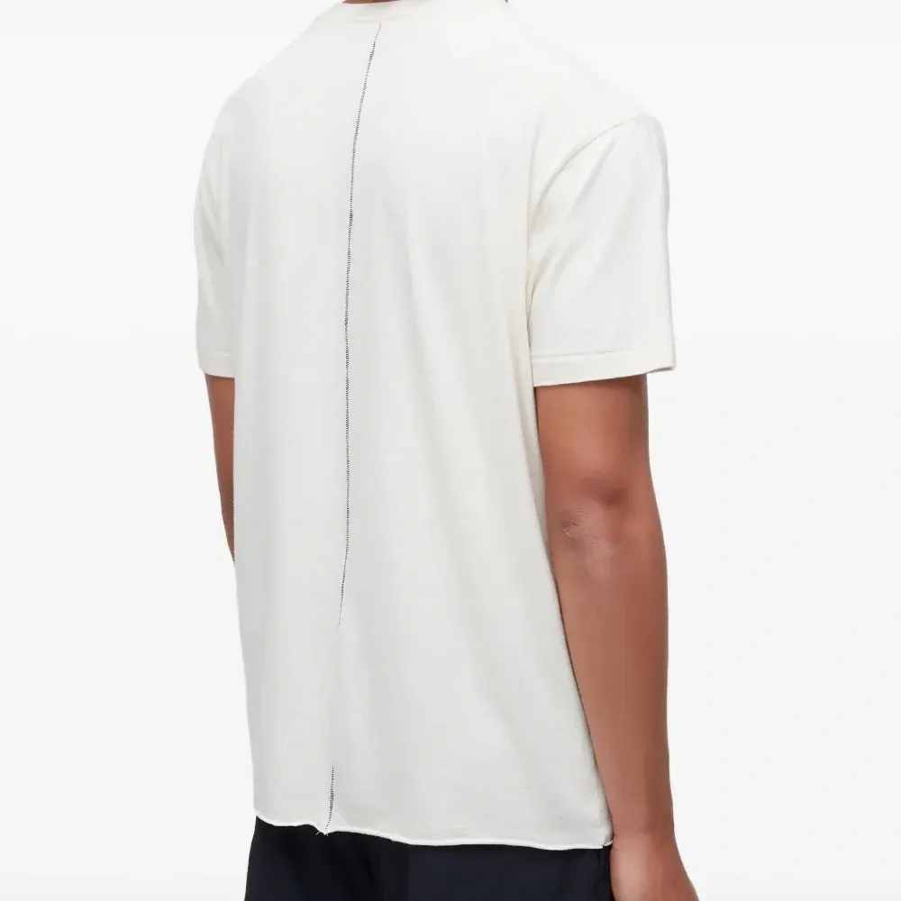 Футболка с круглым вырезом