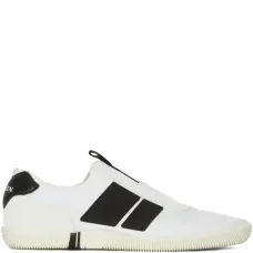 Слипоны с контрастной отделкой