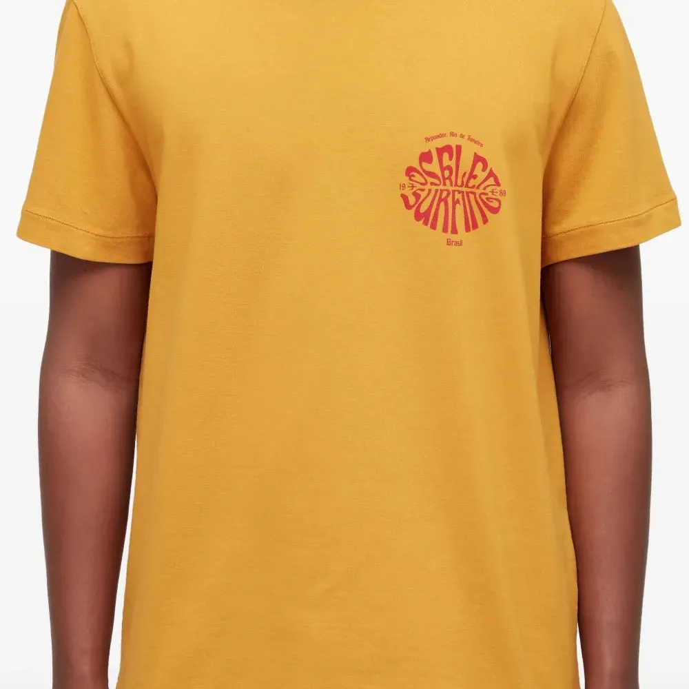 Футболка с графичным принтом