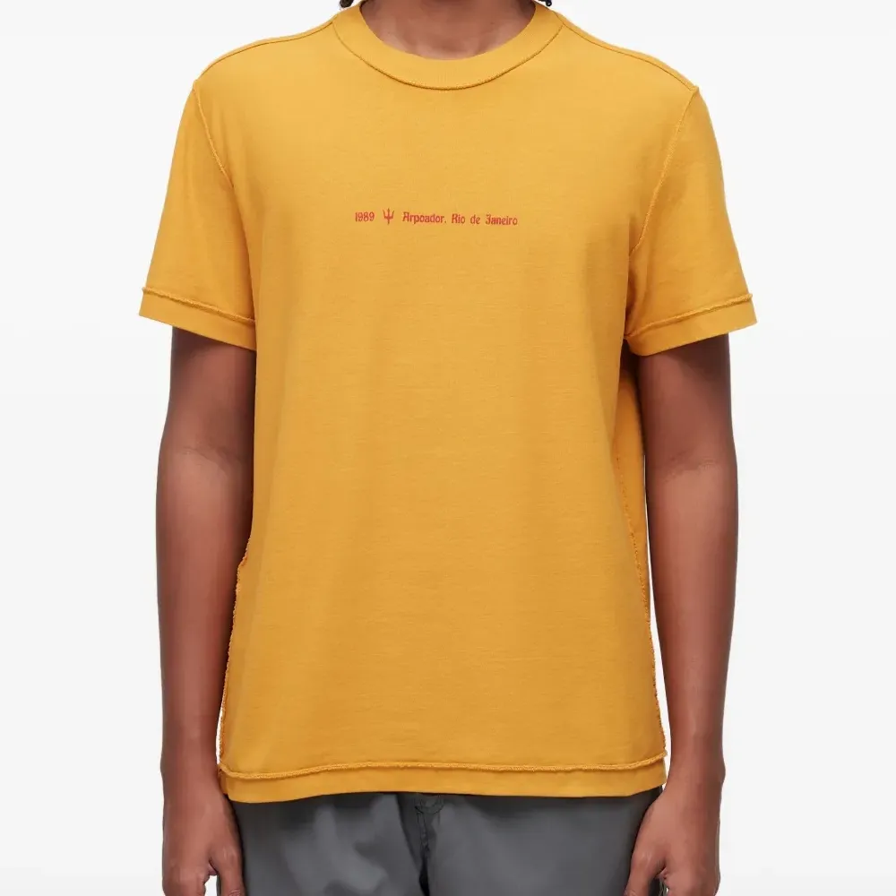 Футболка с графичным принтом