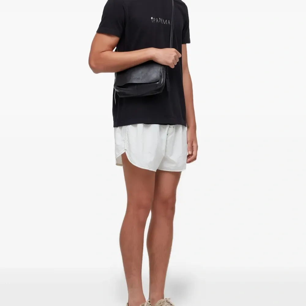 Футболка с принтом Футболка с принтом