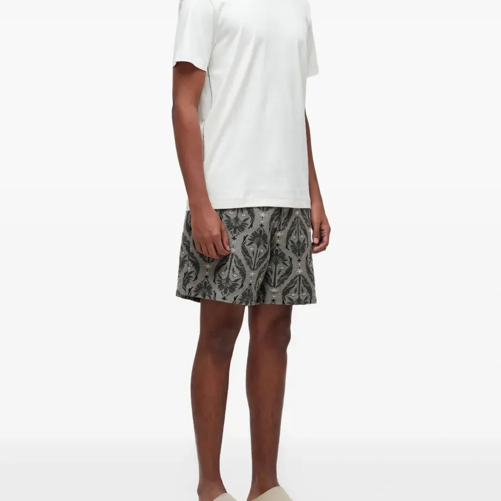 Футболка с круглым вырезом Футболка с круглым вырезом