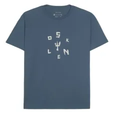 Футболка с логотипом