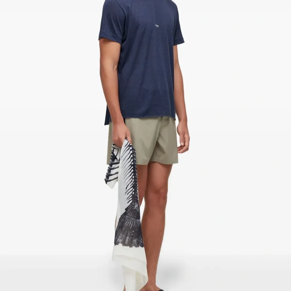 Футболка с графичным принтом