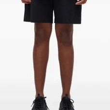 Базовые шорты-бермуды в рубчик