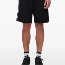 Шорты с лампасами