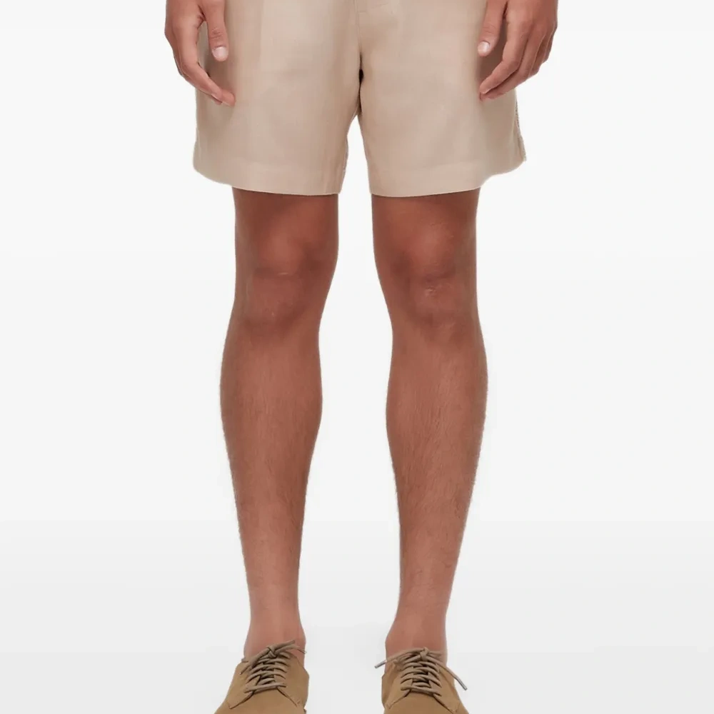 Льняные шорты-бермуды