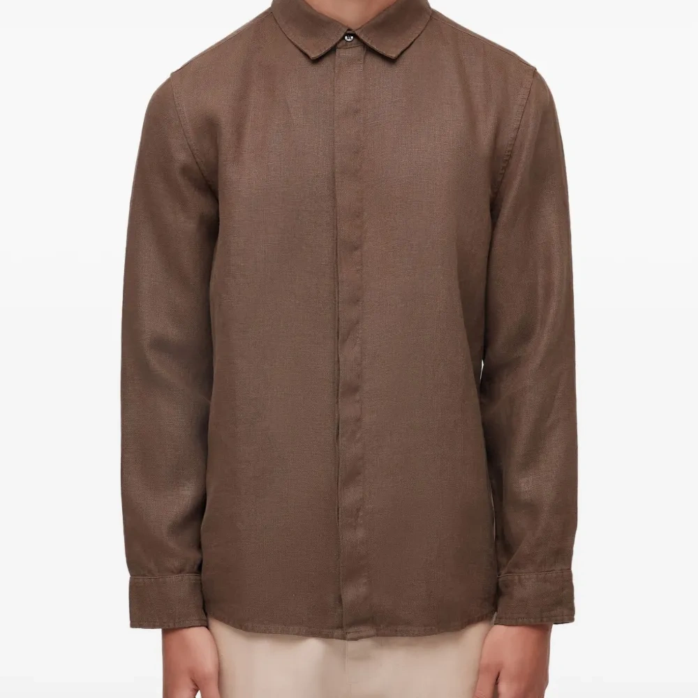 Льняная рубашка