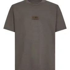 футболка с логотипом