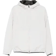 Куртка на молнии с капюшоном