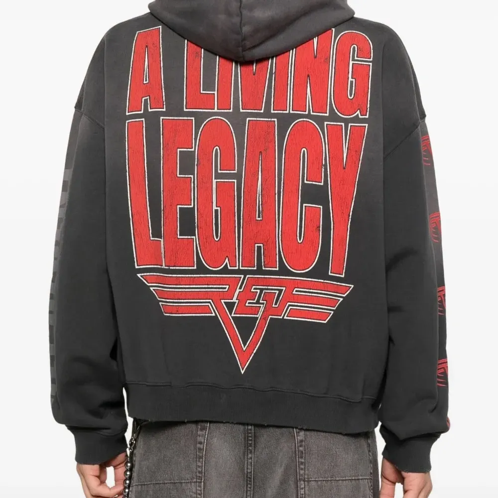 Худи с графичным принтом