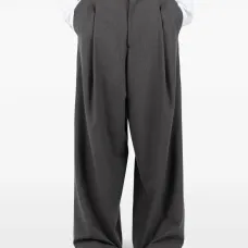 Брюки со складками