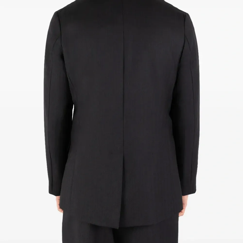 Пиджак с накладными карманами