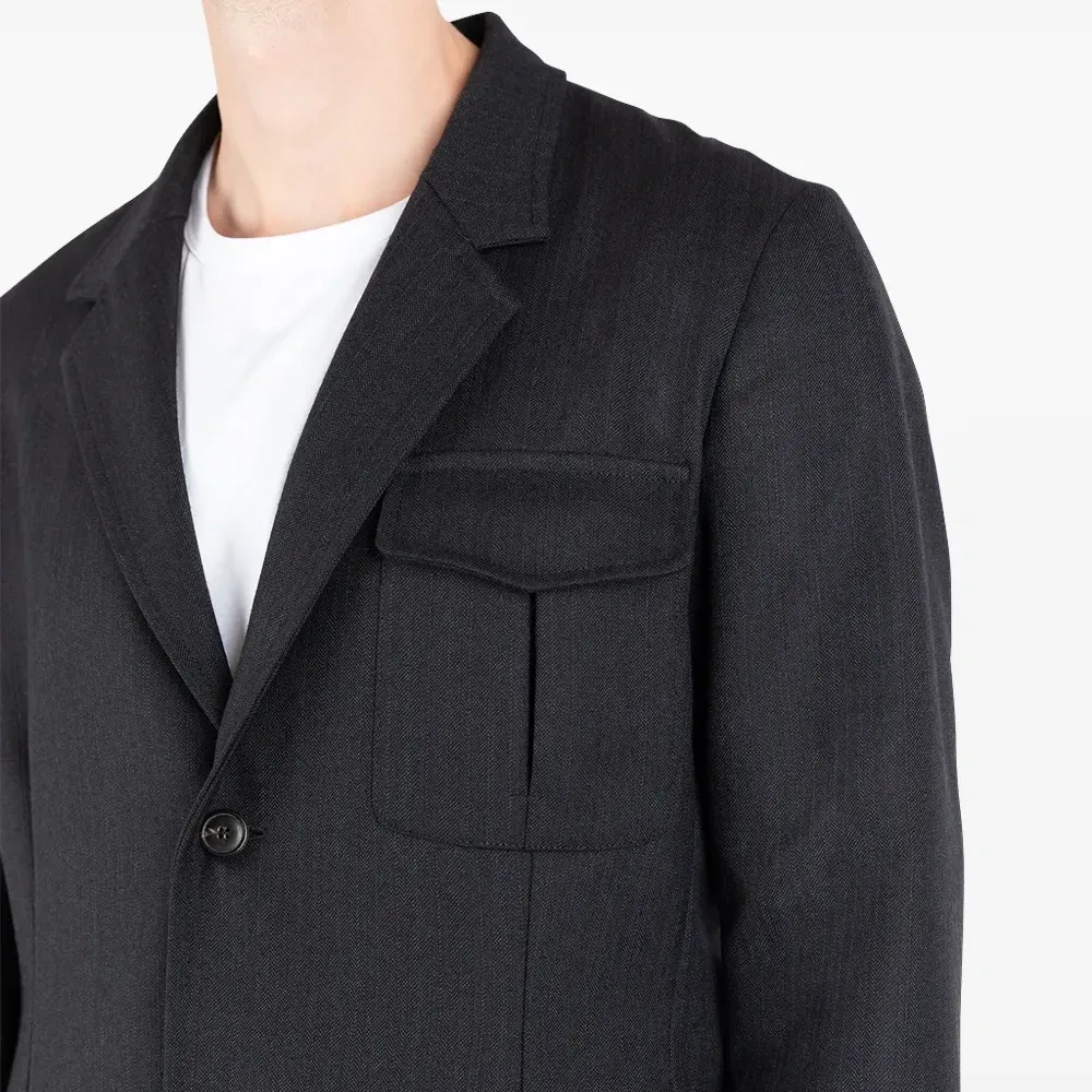 Пиджак с накладными карманами