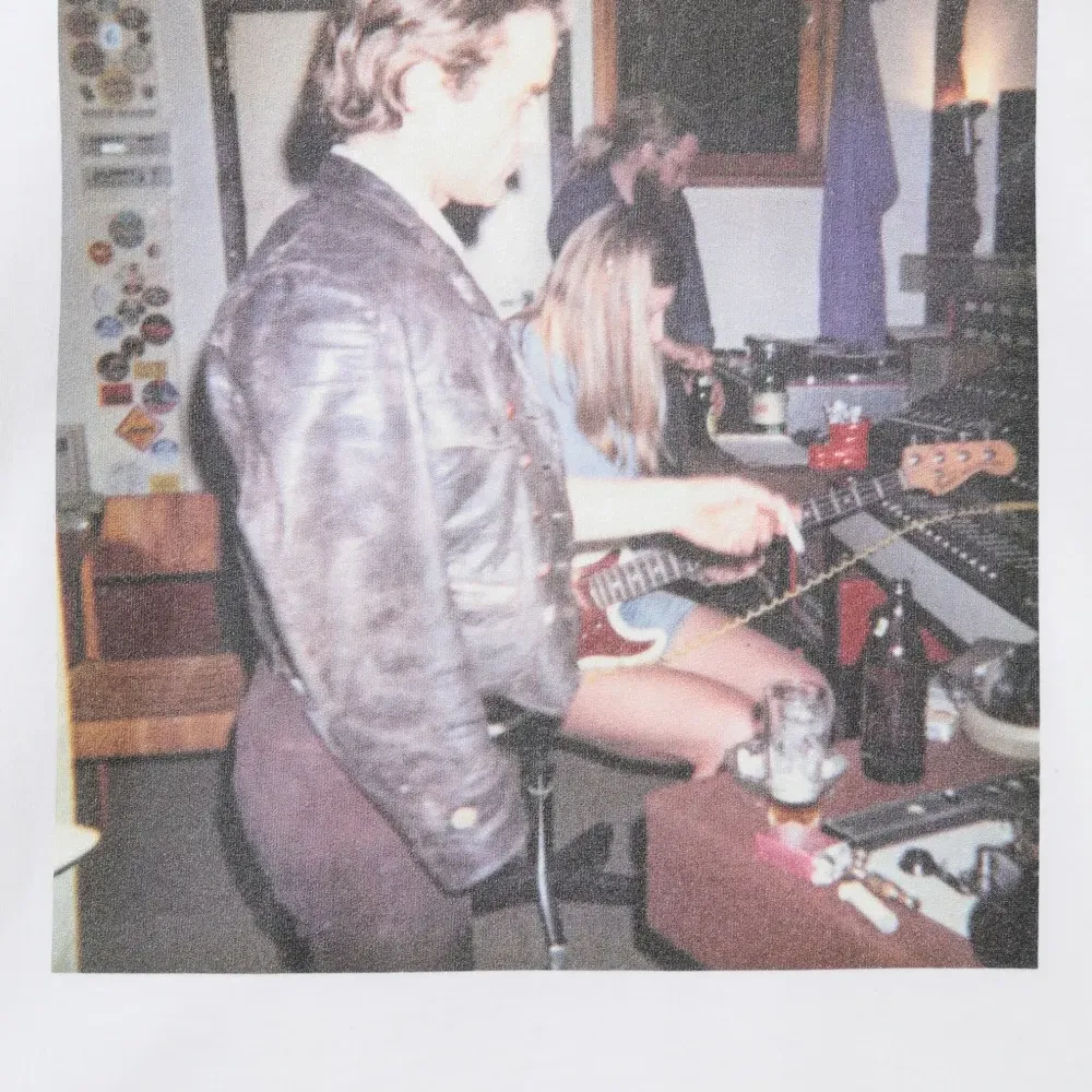 Футболка с графичным принтом Футболка с графичным принтом