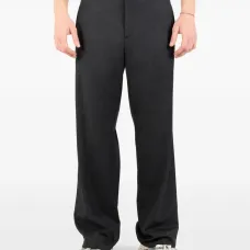 Брюки строгого кроя