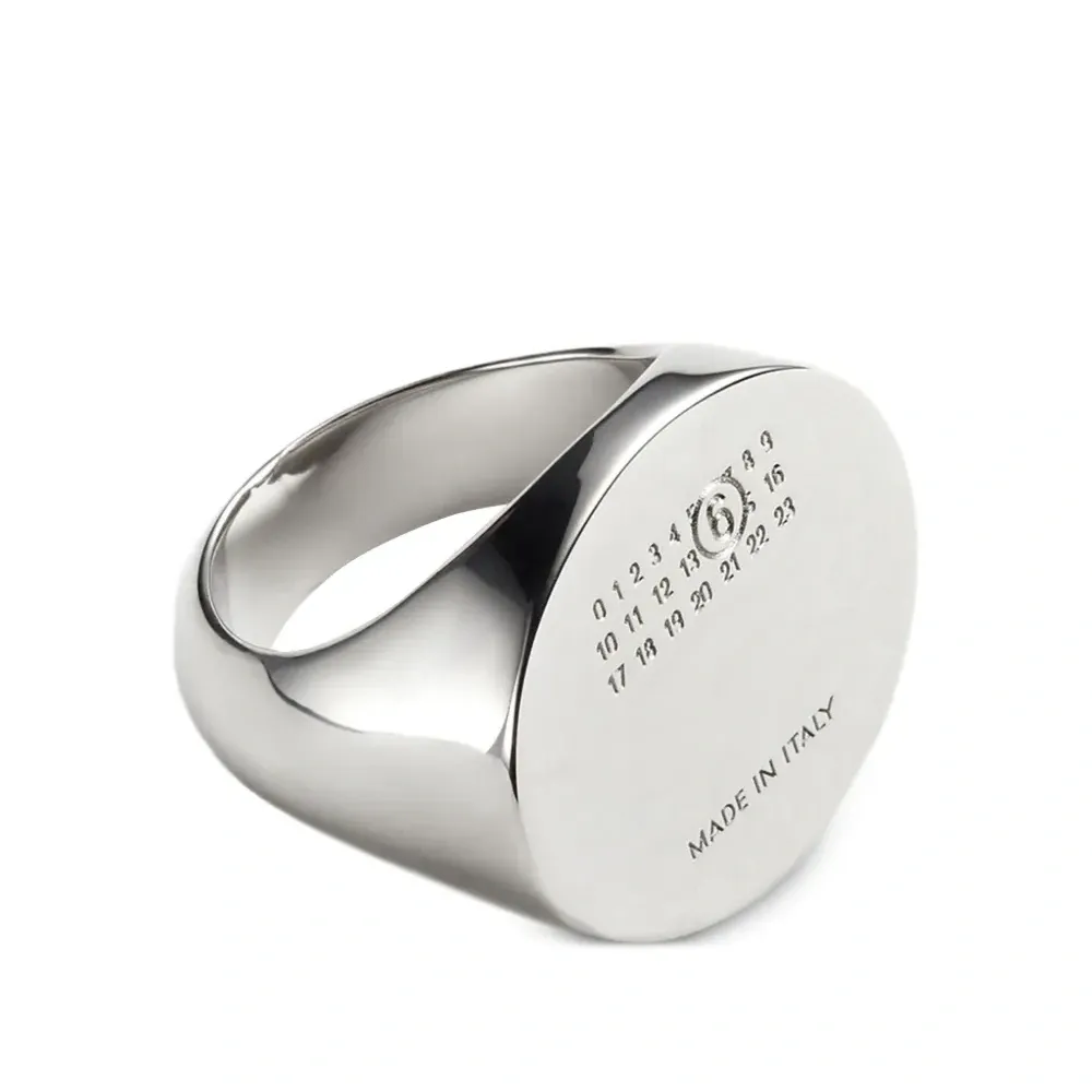 Перстень с гравировкой