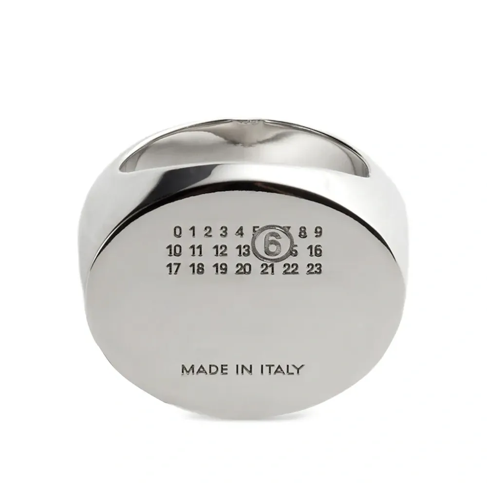 Перстень с гравировкой