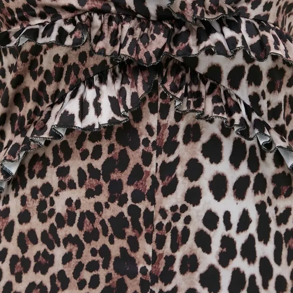 Платье макси с оборками и леопардовым принтом