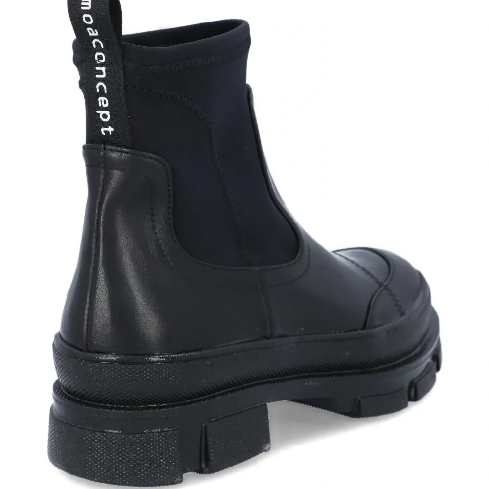 Ботинки с эластичными вставками