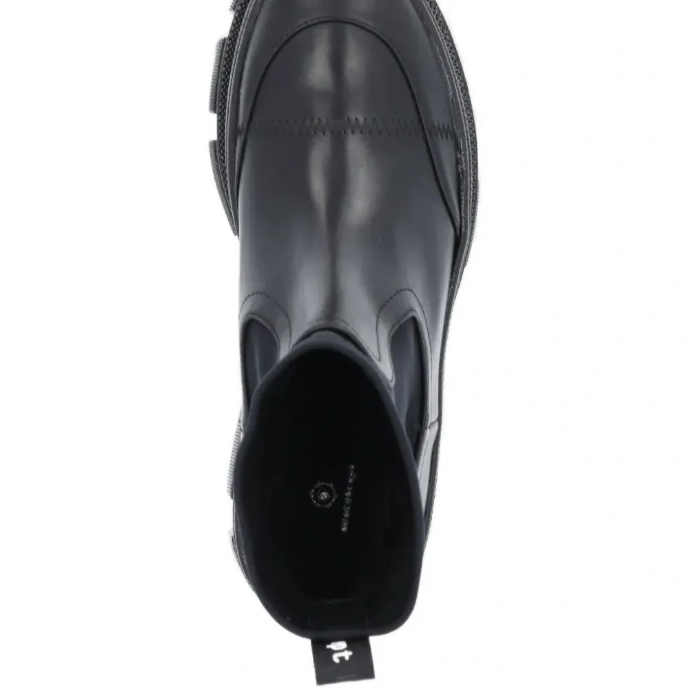 Ботинки с эластичными вставками