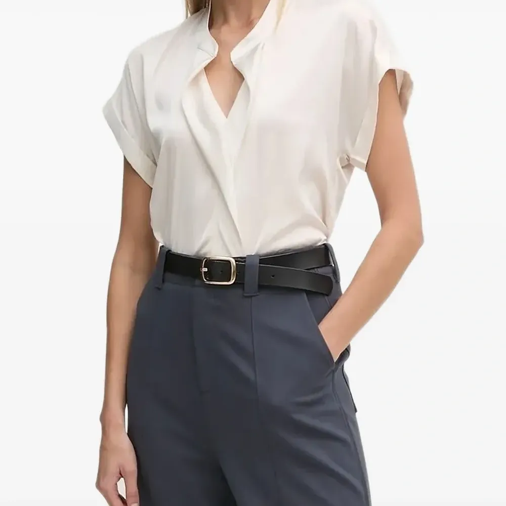 Топ с короткими рукавами