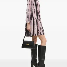 Платье-рубашка с абстрактным принтом