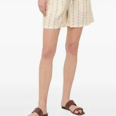 Шорты с оборками и цветочным принтом