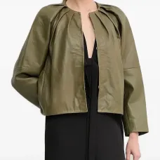 Куртка со складками