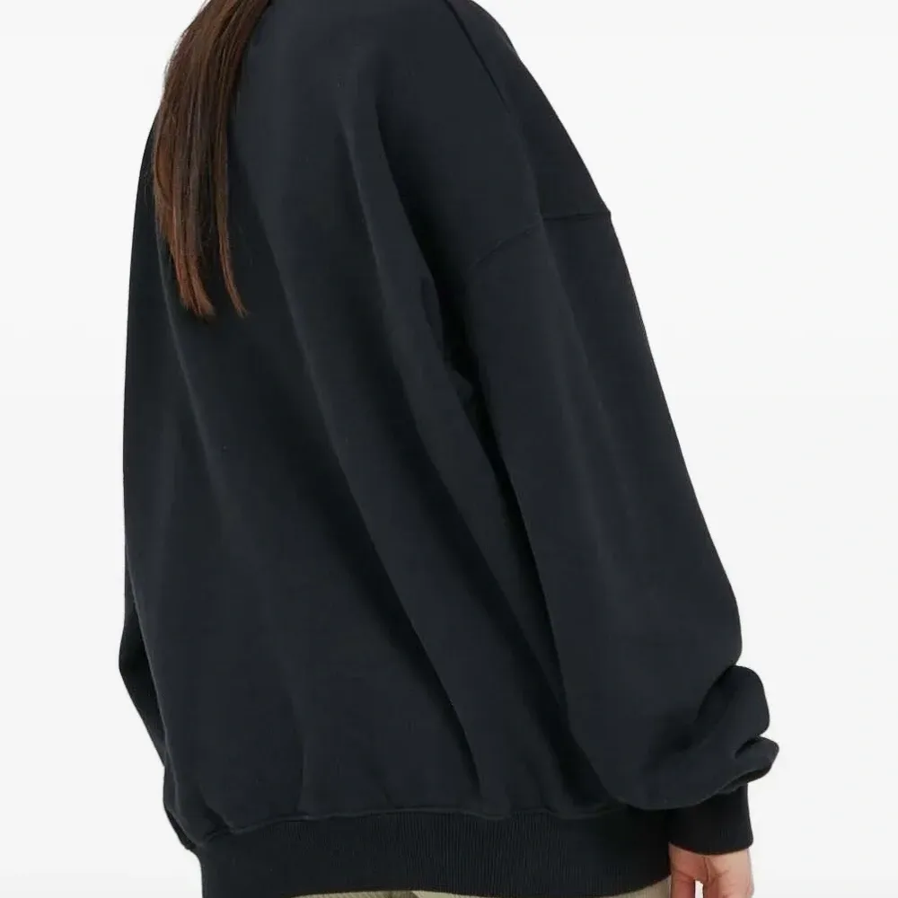 Толстовка с вышитым логотипом