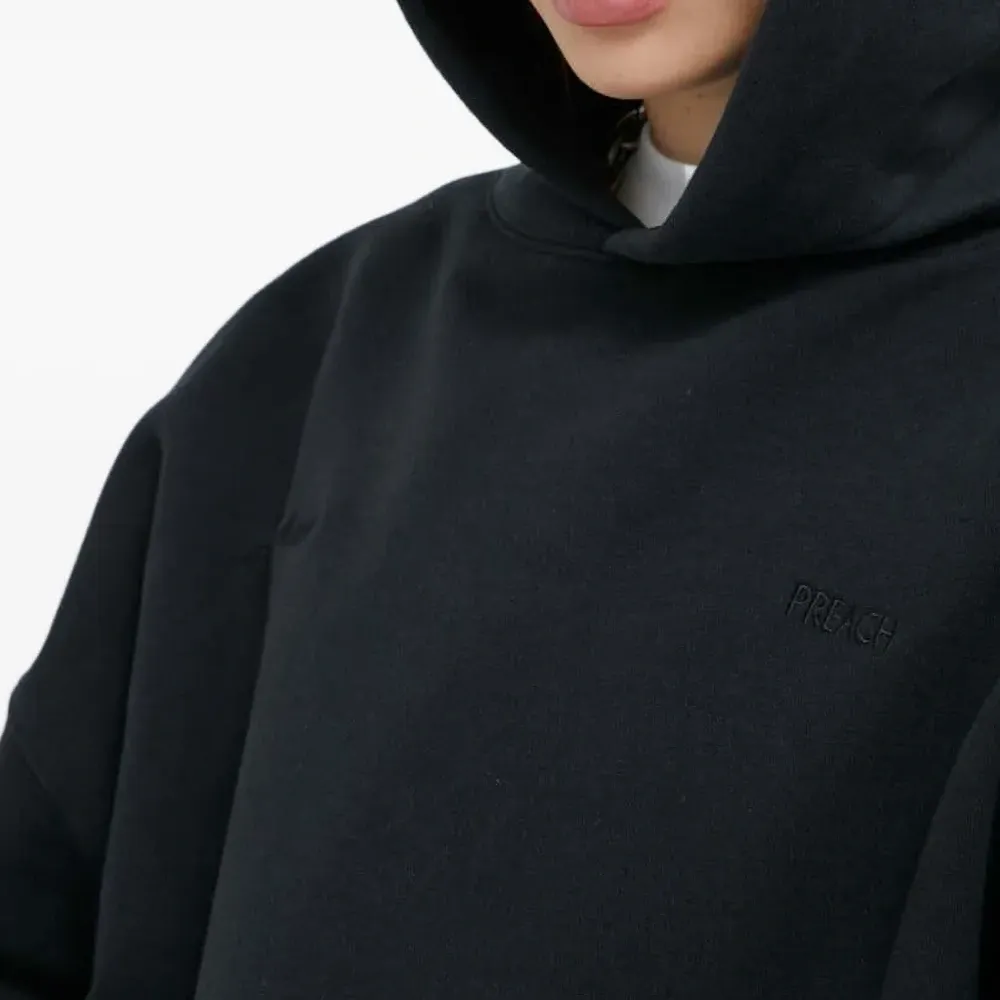 Худи с вышитым логотипом Худи с вышитым логотипом