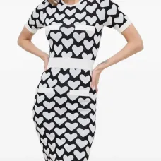 Платье с короткими рукавами и принтом