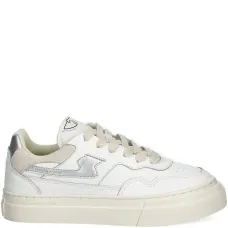 Кроссовки на шнуровке