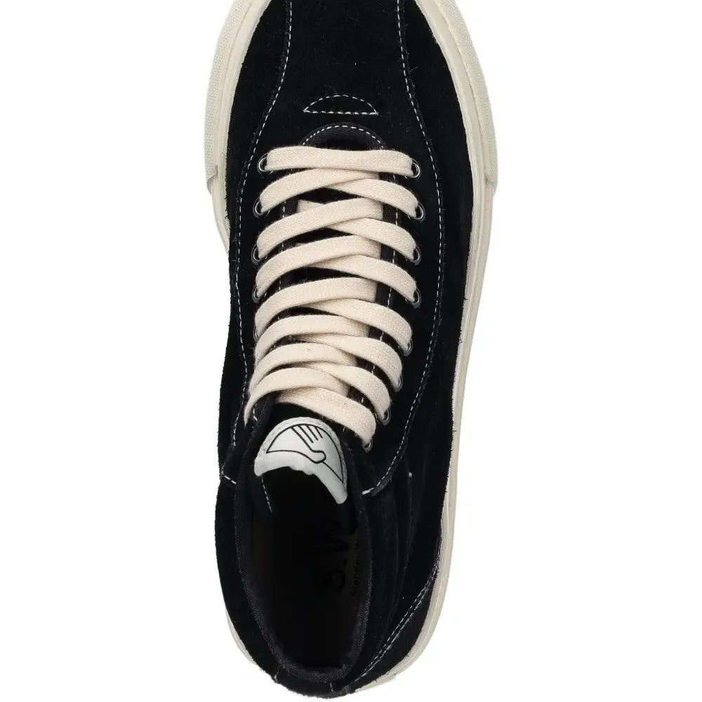 Высокие кроссовки