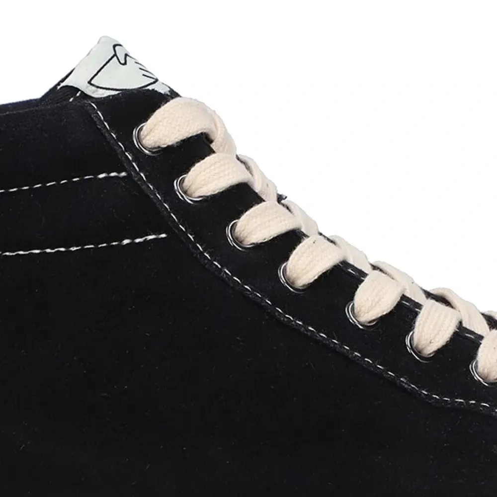 Высокие кроссовки