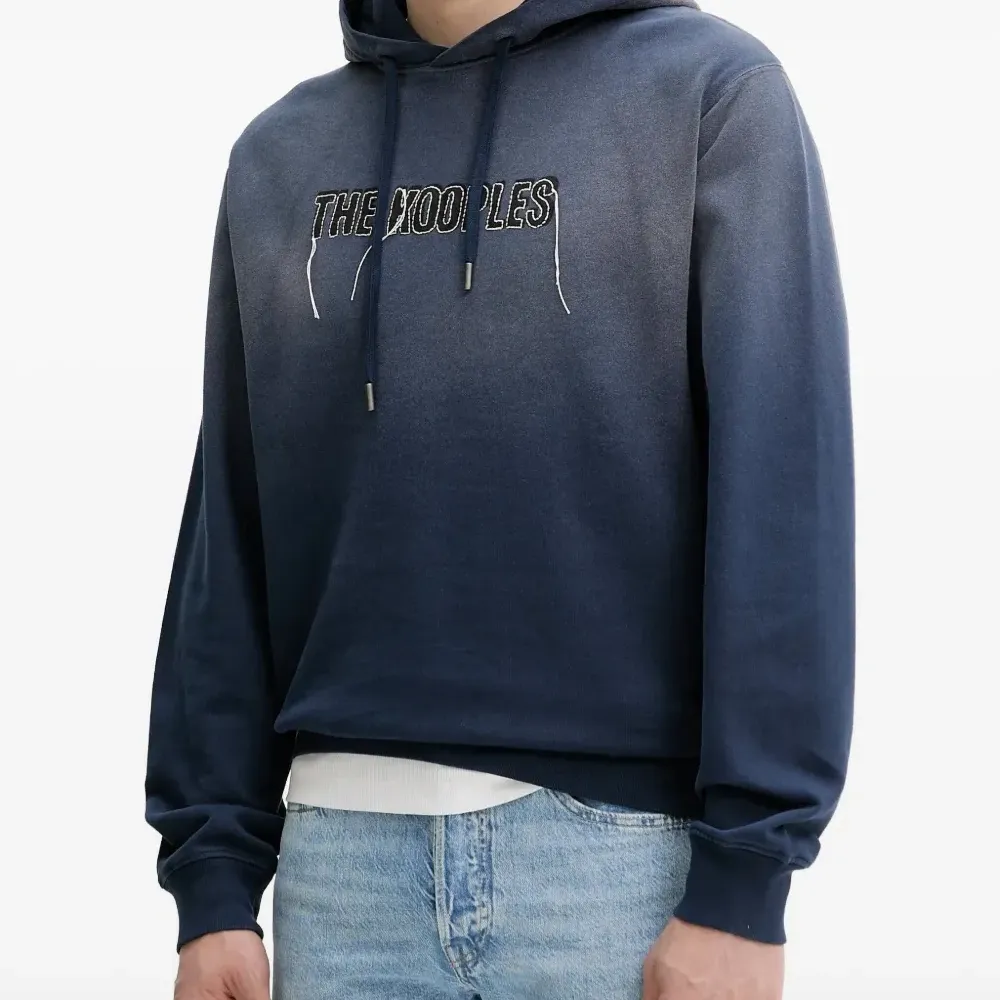 Худи с выцветшим эффектом