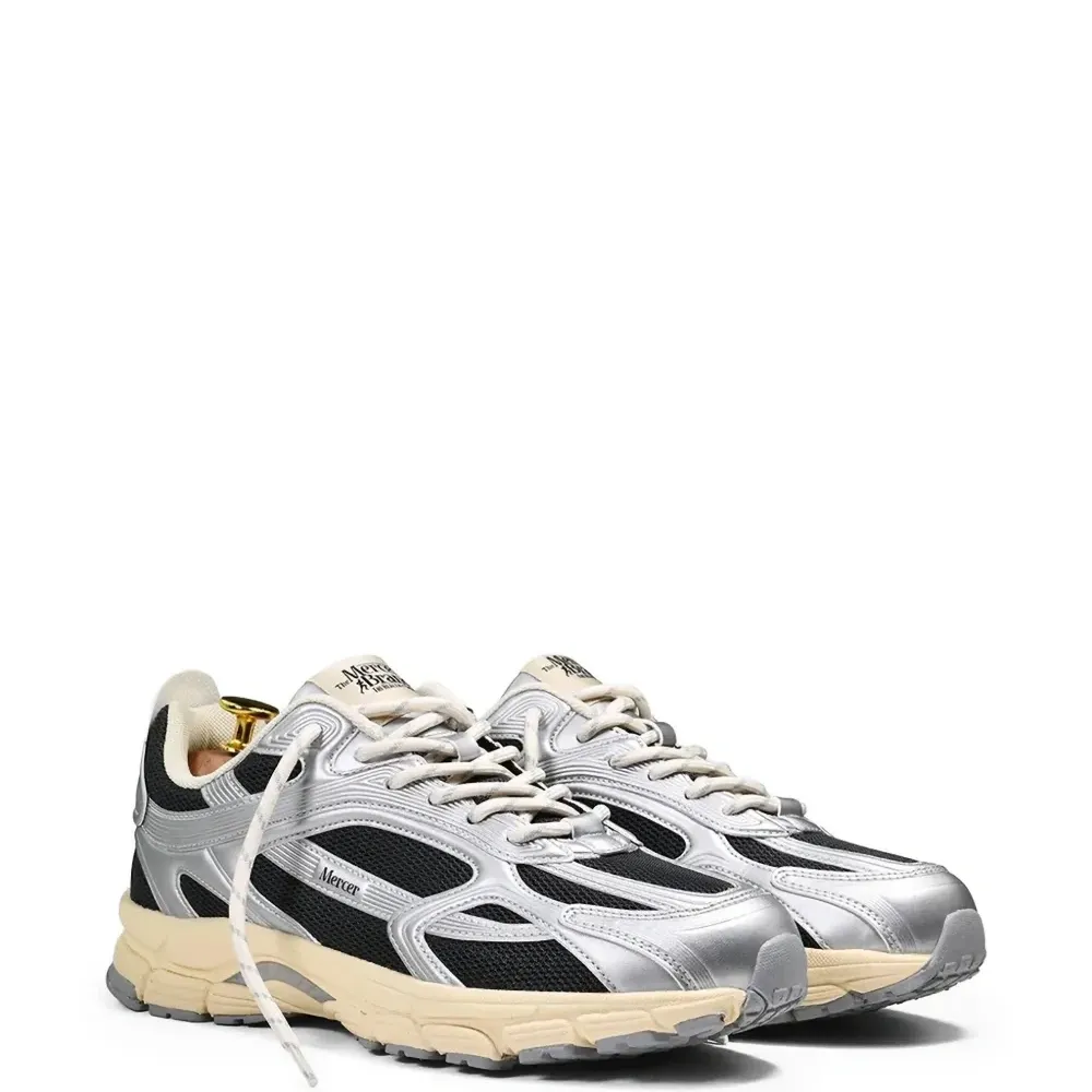 кроссовки для бега со вставками