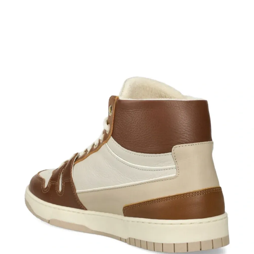 высокие кроссовки