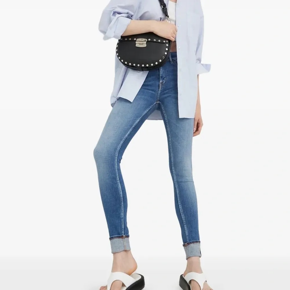 Джинсы с подворотами