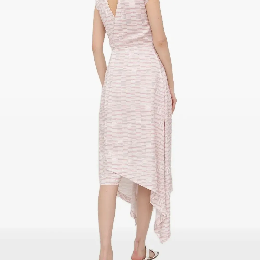 Платье с геометричным узором